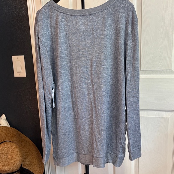Felina Heather Gray Long Sleeve Top - Picture 6 of 7